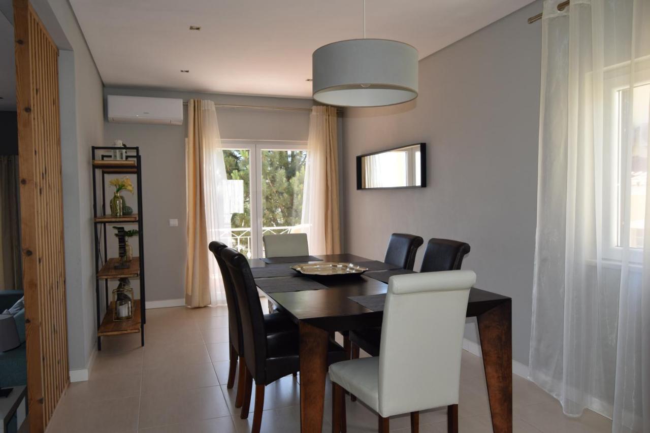Family House Hotel Lagos Bagian luar foto