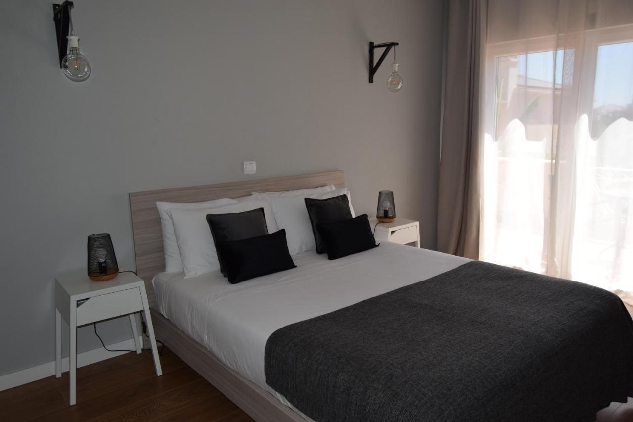 Family House Hotel Lagos Bagian luar foto