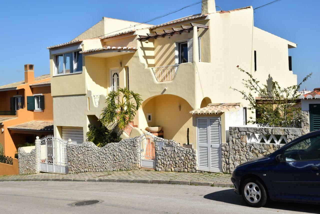 Family House Hotel Lagos Bagian luar foto
